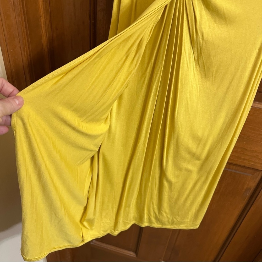 BCBG Yellow Sleeveless Dress NWOT - Picture 4 of 5